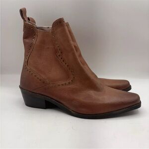 Roan by Bed Stu Cliffhanger Boots Almond Leather Bootie Womens 9.5
